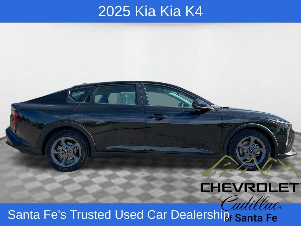 2025 Kia K4 LXS