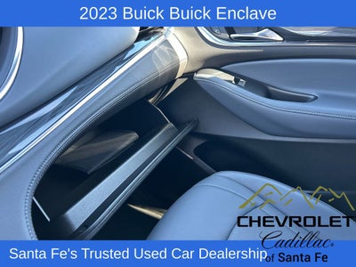 2023 Buick Enclave Essence