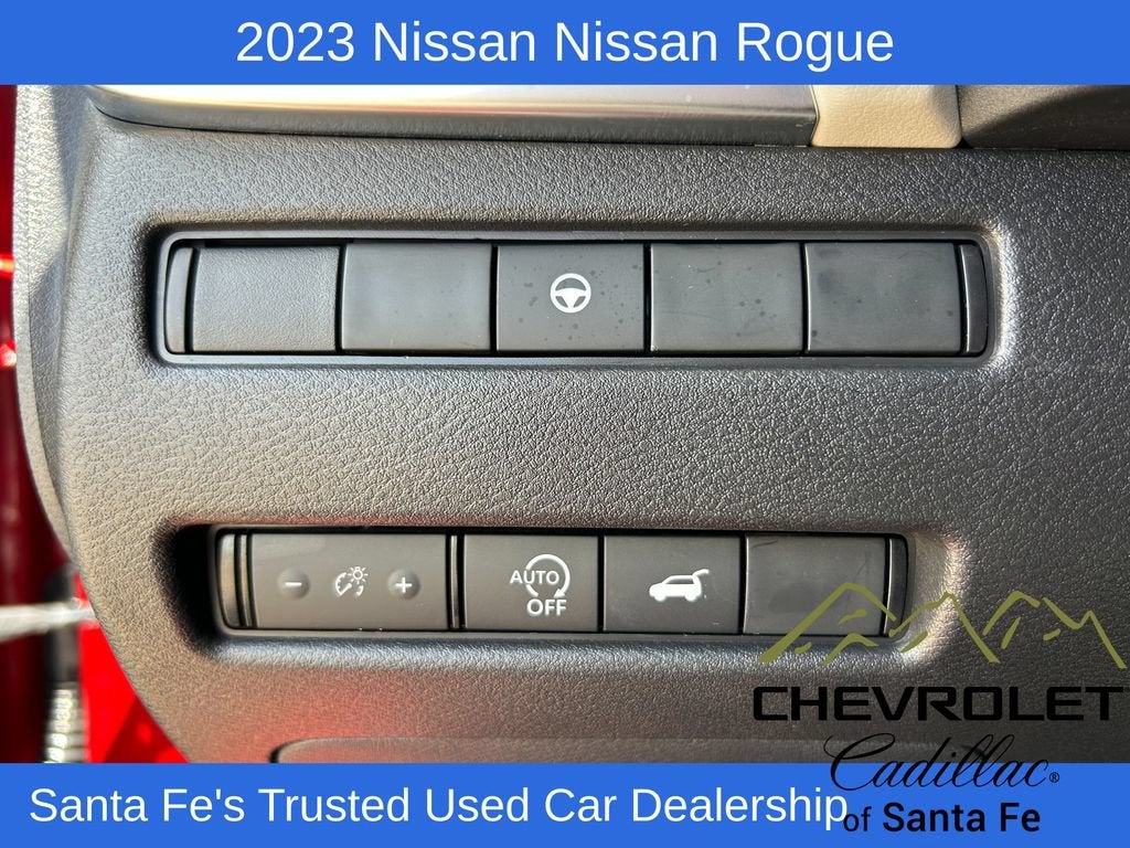 2023 Nissan Rogue SV