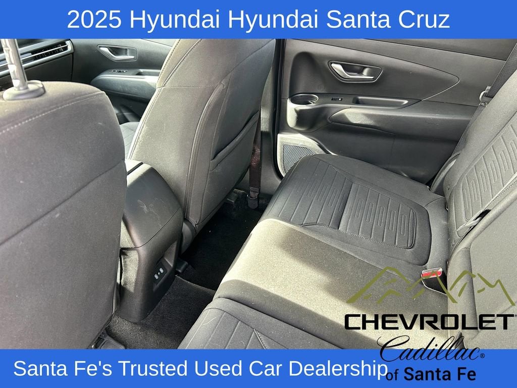 2025 Hyundai Santa Cruz SE