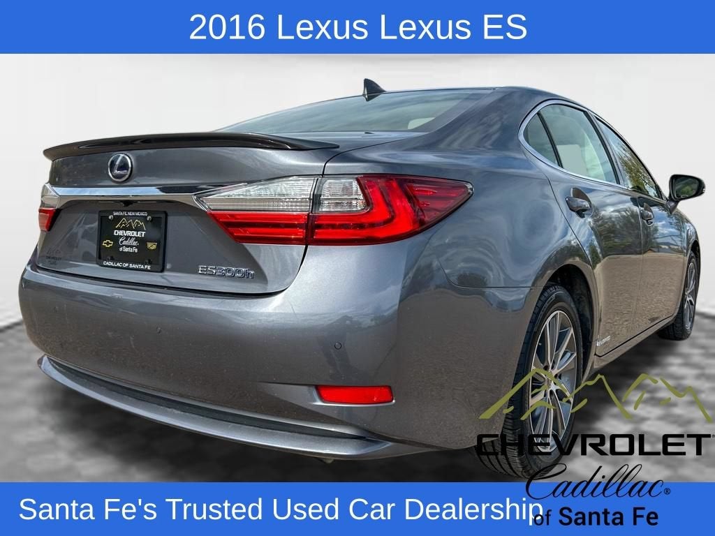 2016 Lexus ES 300h Hybrid