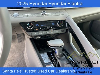 2025 Hyundai Elantra SEL Convenience