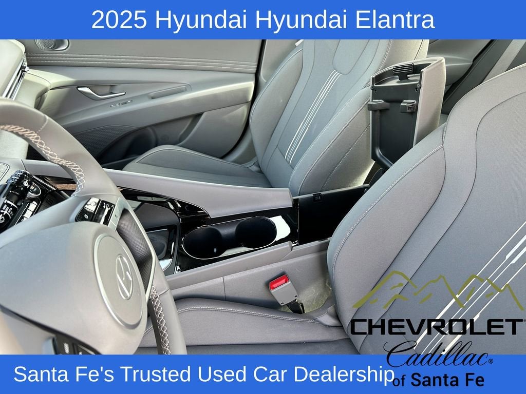 2025 Hyundai Elantra SEL Convenience
