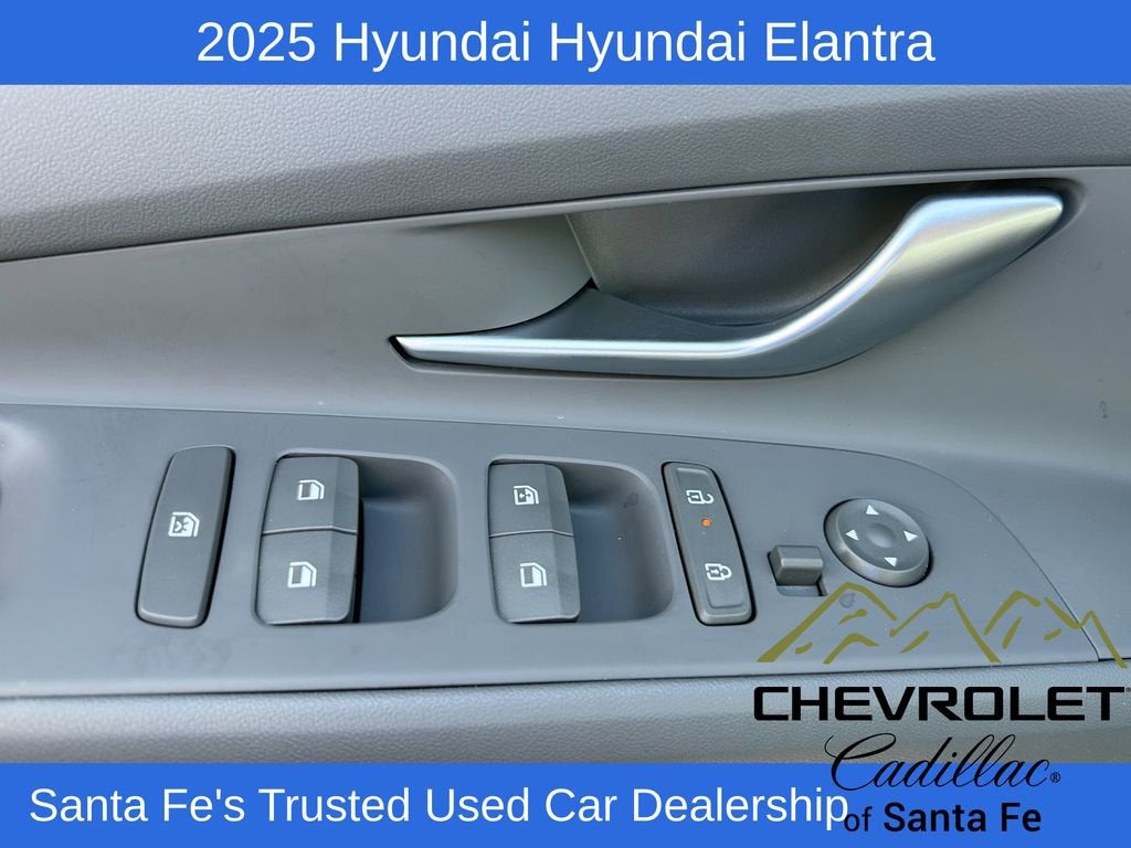 2025 Hyundai Elantra SEL Convenience
