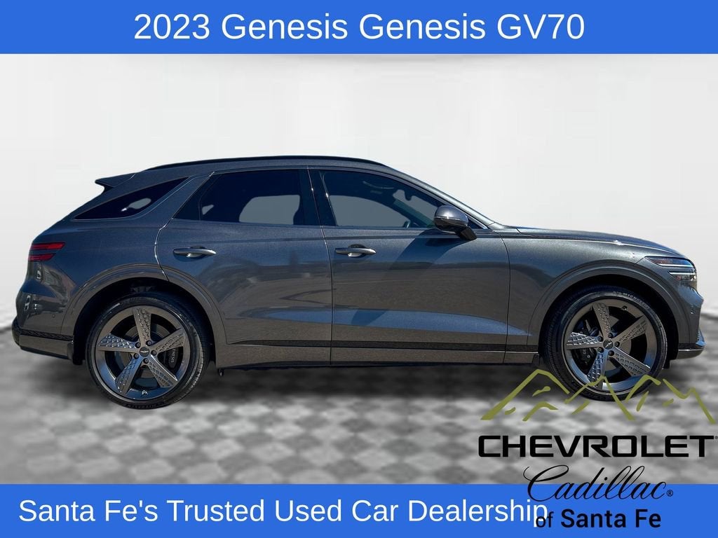2023 Genesis GV70 2.5T